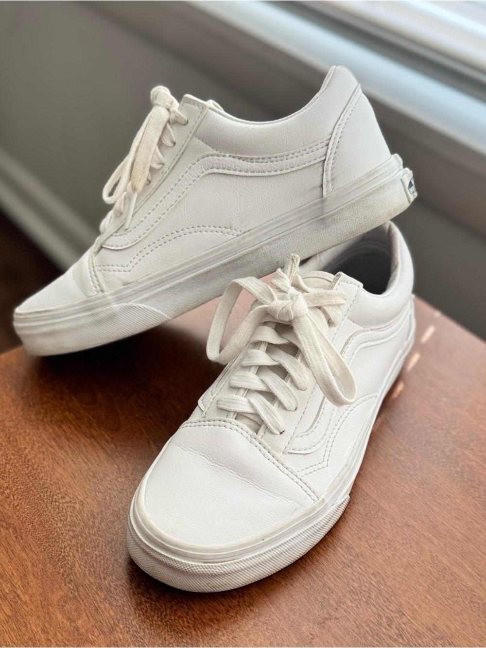 Vans Women's Low-Top Sneakers in Off-White
